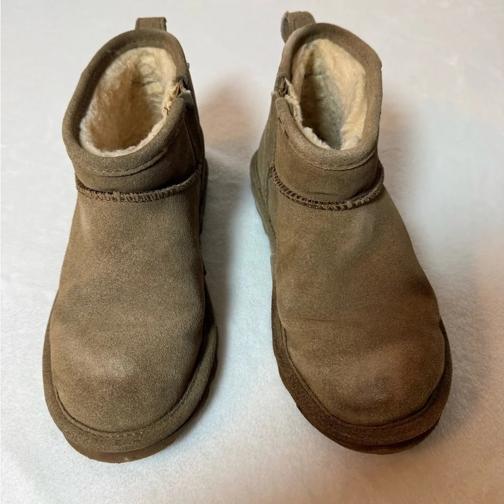 Bear paw Brown Suede Ankle Boots with Shearling Lining